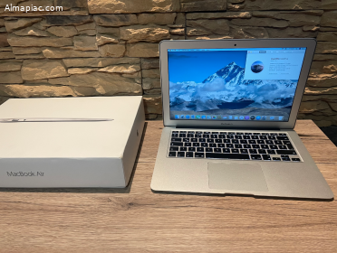 2015 MacBook Air 13", 8GB karcmentes, Magyar bill
