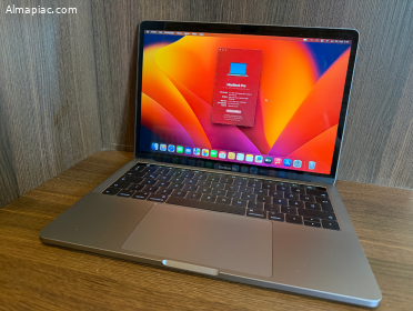 2017 MacBook Pro 13" TouchBar, Magyar billentyűzet, 500 GB SSD