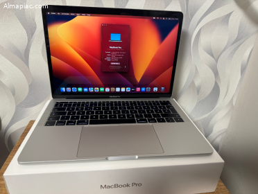 2017 MacBook Pro Retina 13" 8GB RAM,  Új Akkumulátor