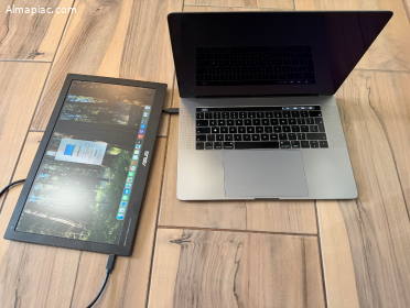 2018 MacBook Pro 15" Touchbar, i7 32GB RAM, 512SSD Olvasd el a leírást