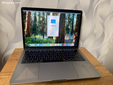 2019 MacBook Pro 13" Touchbar, 16GB, 256GB SSD Magyar billentyűzet