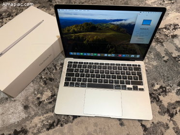 2020 MacBook Air Retina 13" Silver, 256 GB SSD, 8GB RAM