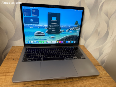 2020 MacBook Pro 13" Touchbar i7, 16GB RAM, 500 GB,