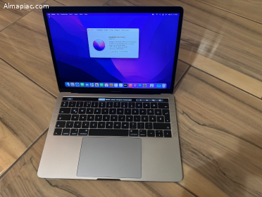 CTO 2016 MacBook Pro Touch Bar 13" 16GB, 256SSD, Új akku, Korrekt Áron