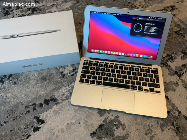 Eladó 2015 MacBook Air 11", doboz, Magyar billentyűzet