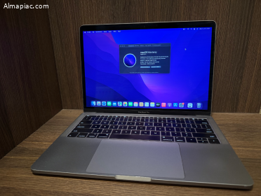 Eladó 2016 MacBook Pro Retina 13", Új Akkumulátor, Spacegray