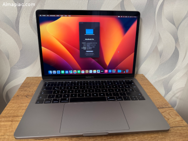 Eladó 2017 MacBook Pro 13" Magyar billentyűzet, 500 GB SSD,