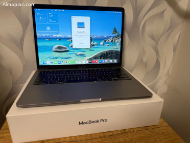 Eladó 2020 MacBook Pro 13" Touchbar 16GB RAM, i7, 512GB , Magyar bill.