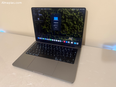 Karcmentes M2 Pro MacBook Pro 14" 16GB RAM, 500 SSD, Korrekt Áron