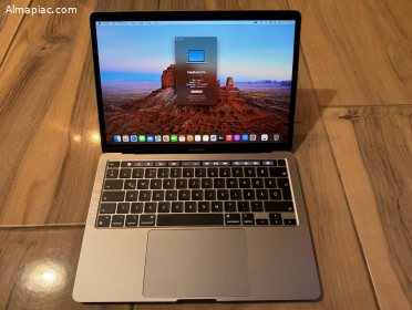 M1 MacBook Pro 13" Touch Bar, 95% akku, Korrekt Áron