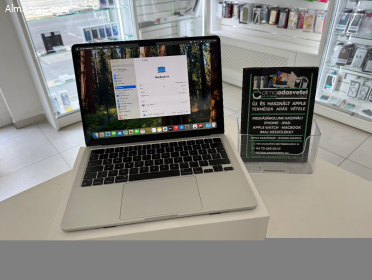 MacBook Air M2 Karcmentes 13" 8GB/256ssd/1-3 hónap gar./Akku 100%/p443