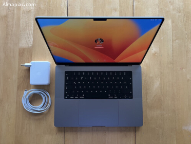MacBook Pro 16" M1 Pro 10C / 16C / 32 GB/ 512 SSD / Magyar / Garancia