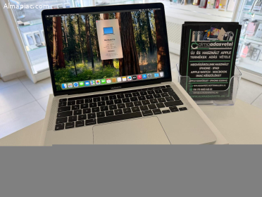 MacBook Pro M2 13" 8GB/256ssd/Hibátlan/1-3 hónap gar./Akku 100%/p4542