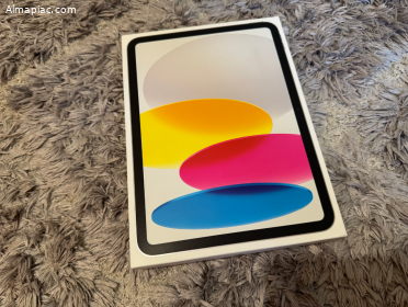 Új, 11. gen 2025 iPad 11" 128GB Wifi+Cellular 1 év Apple garancia