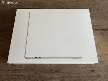 ÚJ - MacBook Air 13.6" M3 Chip / 10C GPU / 16 GB / 512 SSD - Magyar